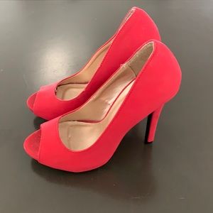 Charlotte Russe Peep Toe Heel 👠